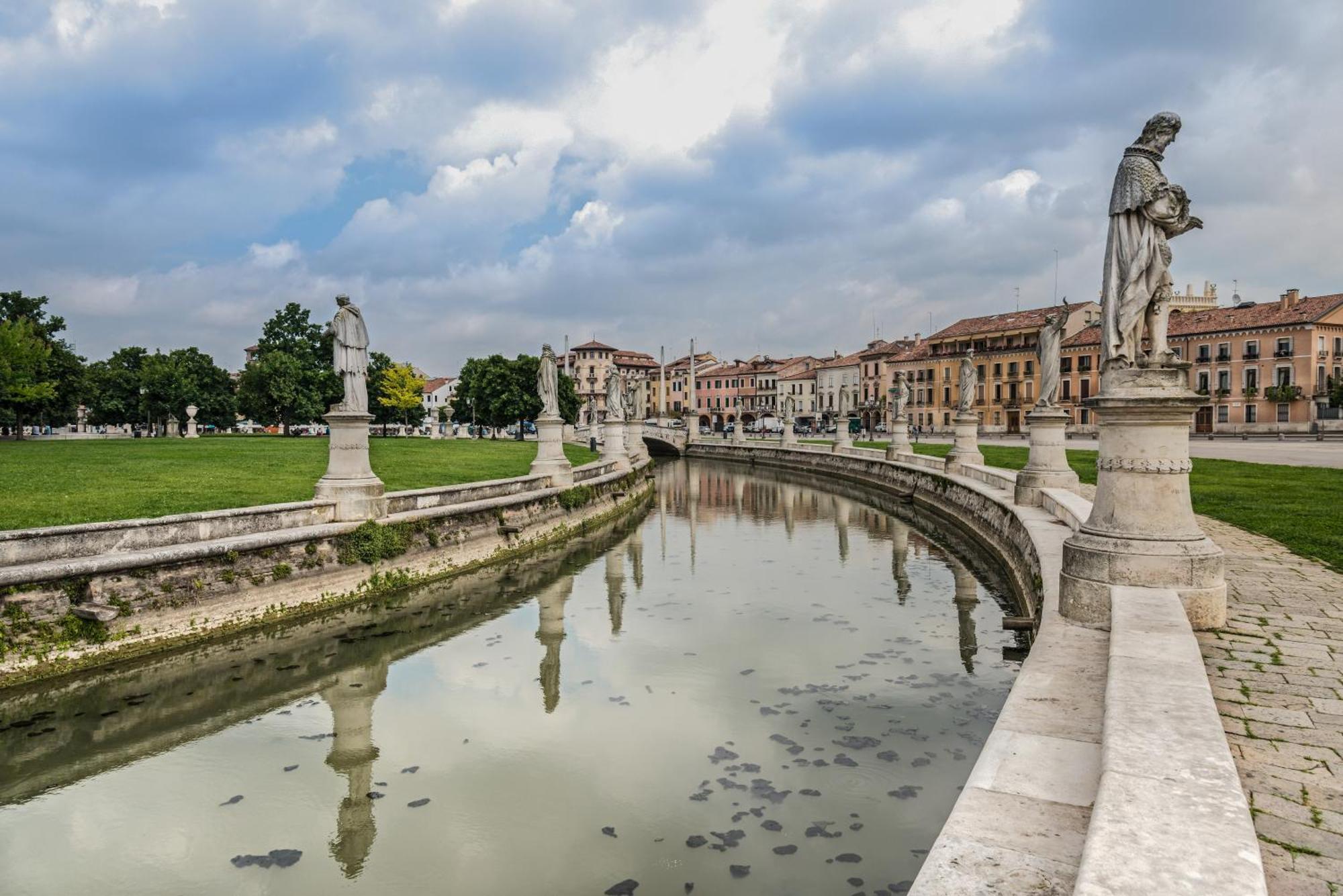 Amikales Rooms Padova Eksteriør billede